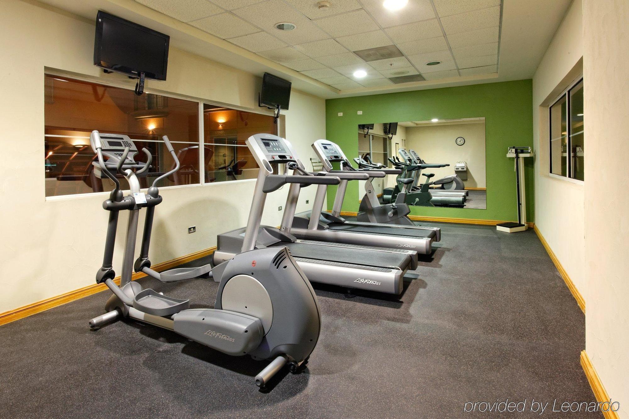 Holiday Inn Express Silao-Aeropuerto Bajio By Ihg Съоръжения снимка