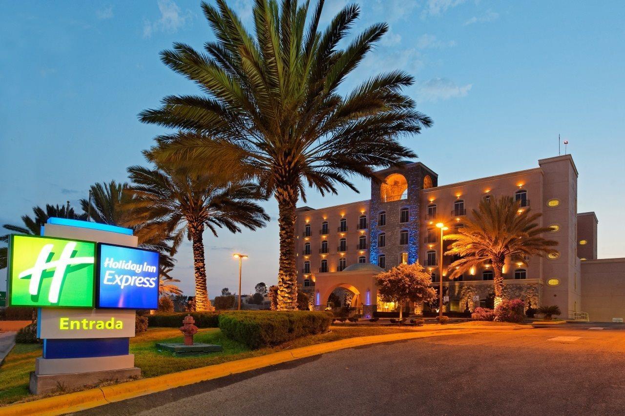 Holiday Inn Express Silao-Aeropuerto Bajio By Ihg Екстериор снимка