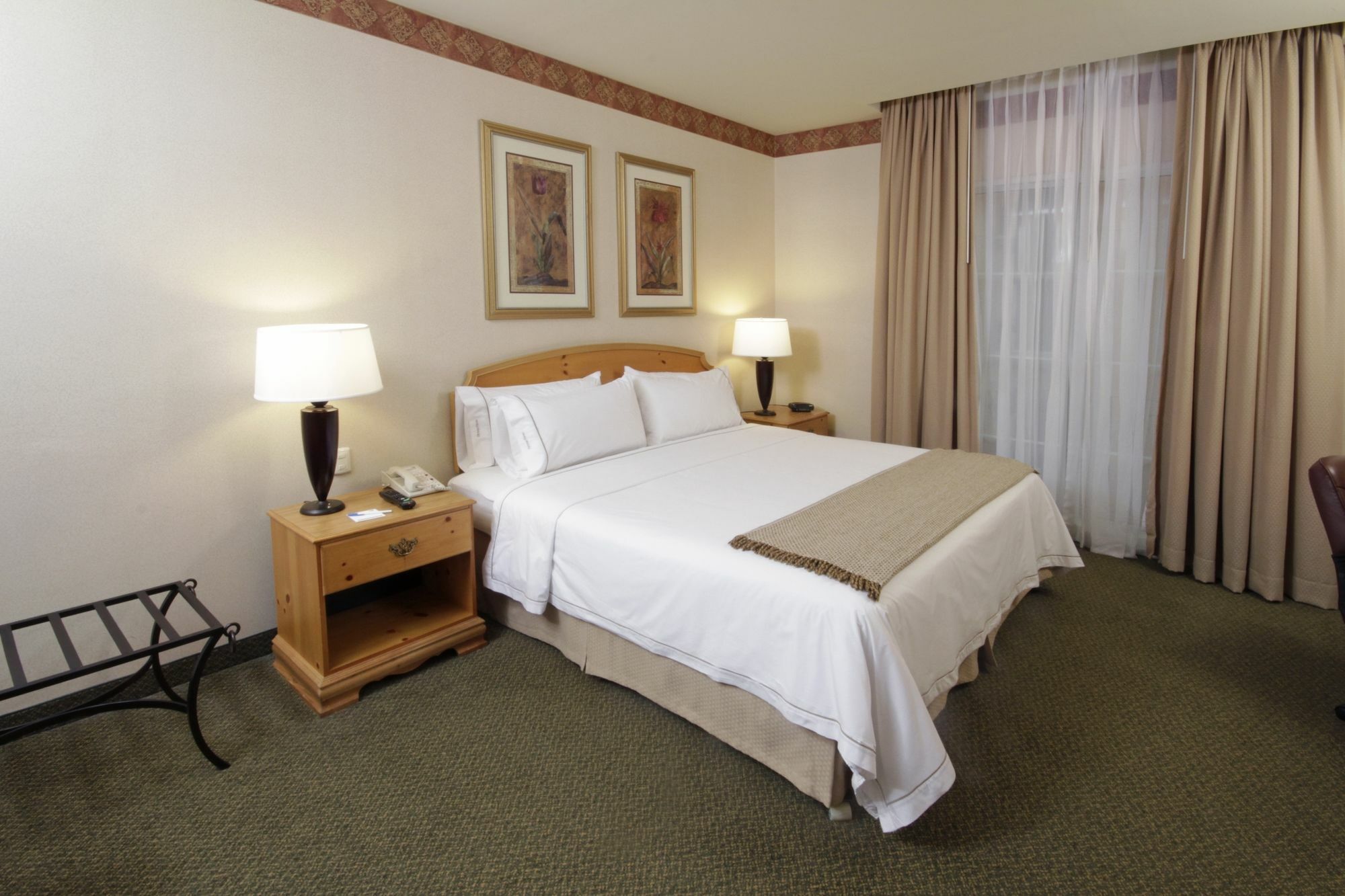 Holiday Inn Express Silao-Aeropuerto Bajio By Ihg Екстериор снимка